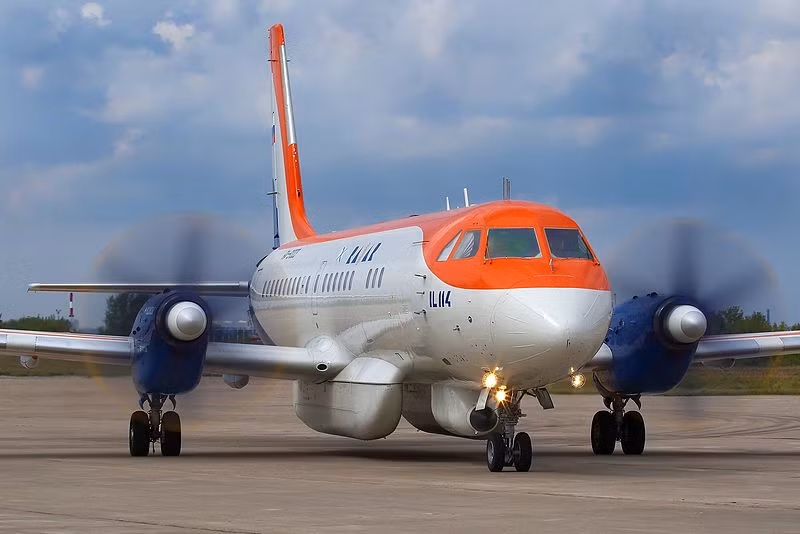 Theo truyền thông Nga, hành vi khiêu khích của Không quân Mỹ gần biên giới Nga, đã buộc quân đội nước này phải sử dụng vũ khí tác chiến điện tử “mới tinh” chưa được công khai; nhằm ngăn cản các hoạt động trinh sát của Không quân Mỹ.