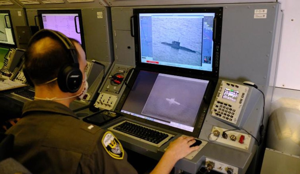 Tờ “Người đưa tin” cho biết: “Nga đã thử nghiệm các hệ thống tác chiến điện tử mới, mục đích nhằm ngăn chặn các hệ thống trinh sát điện tử trên máy bay trinh sát tầm xa của Hải quân Mỹ, đang thực hiện nhiệm vụ trinh sát thu thập thông tin tình báo ở khu vực Biển Đen”.