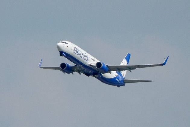 Các hành động leo thang nguy hiểm của Mỹ vẫn tiếp tục gia tăng trên Biển Đen; chiếc máy bay trinh sát với ký hiệu “Homer 49” suýt nữa đã dẫn đến thảm họa cho máy bay của hãng hàng không Belarus “Belavia”, đang bay từ Minsk đến Tel Aviv. Vụ việc diễn ra gần biên giới không phận Nga, cách khoảng 20 km.