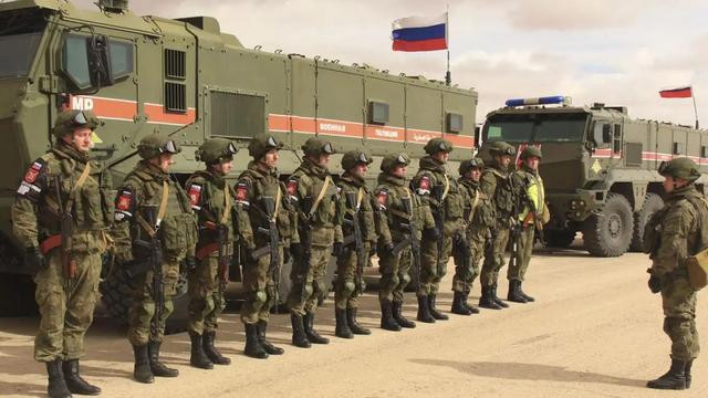 Ở hậu phương, sự động viên cục bộ của Nga không thể hình thành lực lượng tác chiến hiệu quả trong một sớm một chiều. Điều này đồng nghĩa với việc ít nhất trong 1-2 tháng tới, quân đội tiền tuyến của Nga sẽ tiếp tục phải đối mặt với những đợt phản công ác liệt của quân đội Ukraine.