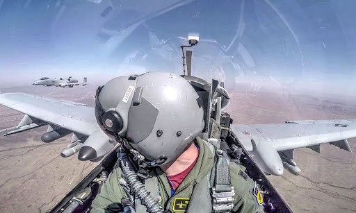 Để tận dụng điểm mạnh của HMD, các thế hệ tên lửa không đối không tầm gần sử dụng đầu do quang truyền hình, hồng ngoại-cực tím đều được mở rộng góc quét tương ứng với góc nhìn của phi công.