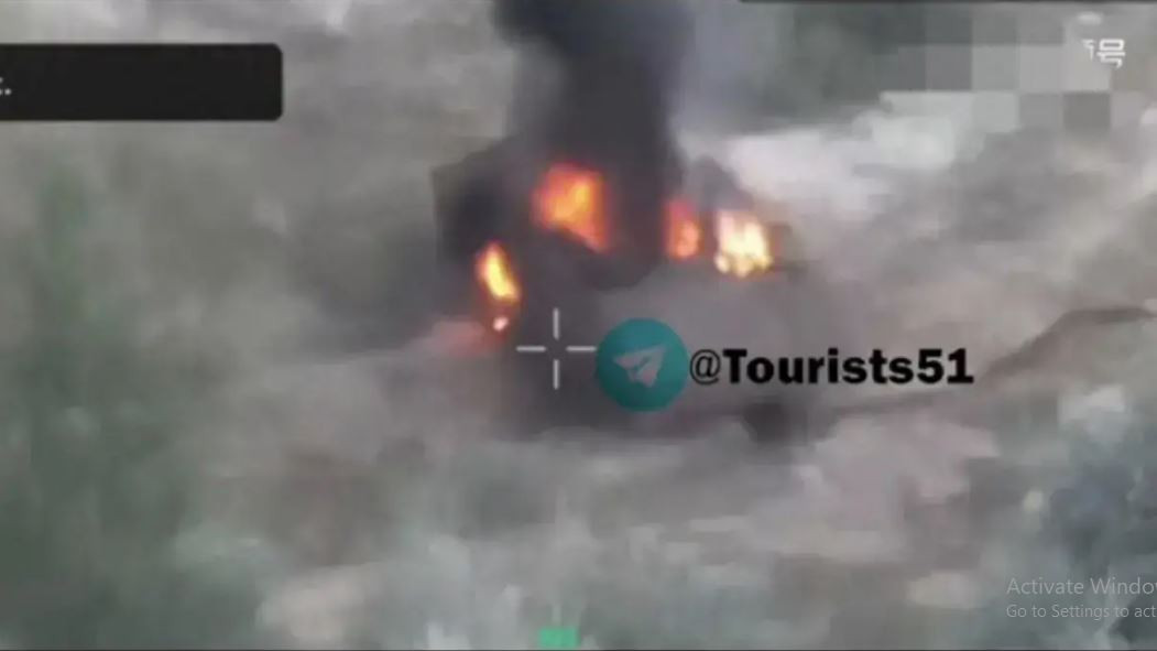 Sáng ngày 28/7, một trận không chiến độc đáo đã được tổ chức lặng lẽ ở hướng tây thành phố Chasov Yar. Theo thông tin chiến trường, đại đội UAV của Lữ đoàn bộ binh cơ giới số 200 thuộc Quân khu Leningrad của Nga đã sử dụng UAV FPV trong khu vực và phá hủy một phương tiện vận tải tiếp tế của Quân đội Ukraine. 