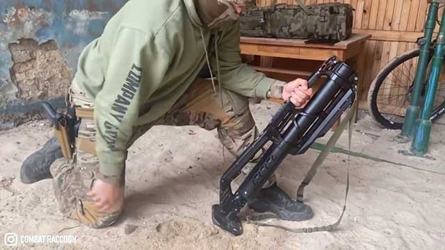 Tuy nhiên, dù hiệu quả hoạt động của LMP-2017 phù hợp với lối đánh du kích, nhưng khó có thể đảo ngược sự sa sút hiện tại của Quân đội Ukraine, lại càng không thể chống lại chiến thuật pháo bầy làm mềm chiến trường như của Nga hiện nay.