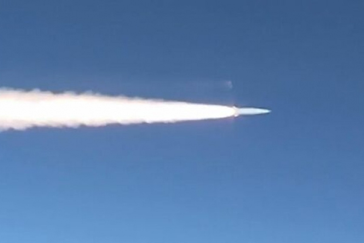 Hiện tại, loại tên lửa tiềm năng “bay lạc” vào lãnh thổ Ba Lan đang được suy đoán là Kh-101 hoặc Kh-22. Điều đáng báo động là lực lượng phòng không Ba Lan đã không thể đánh chặn và tiêu diệt.