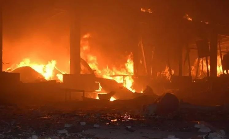 Trước đó, Pháp tuyên bố sẽ triển khai quân ở Odessa. Lần này, tên lửa Nga đã bắn trúng chính xác các mục tiêu ở Odessa để “ngầm nói” với Pháp rằng, một khi lính Pháp tiến vào Odessa, họ sẽ bị tên lửa Nga thẳng tay tiêu diệt.