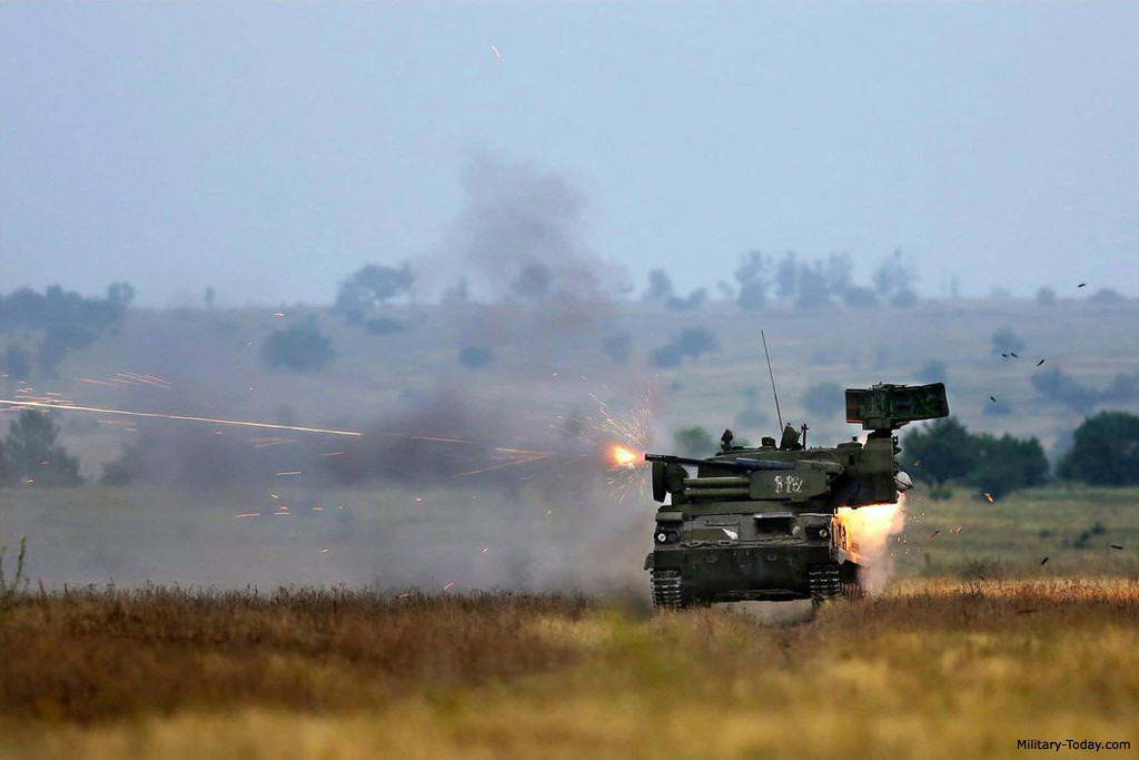 Theo Izvestia, trích dẫn các nguồn tin quân sự, một loạt các biện pháp đối phó với UAV đã được tổ chức ở dãy núi Caucasus và Crimea. Lần đầu tiên các đơn vị tác chiến phòng không, tác chiến điện tử đã tiến hành thử nghiệm nguyên tắc chiến thuật và thực hành chống UAV trong thực tế; cuộc diễn tập được công nhận thành công, hiệu quả được khẳng định.