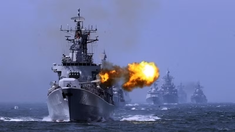 Dù Nga đã thông báo trước về cuộc tập trận, nhưng Mỹ vẫn tiếp tục có những hành động khiêu khích, cụ thể là phía Nga tuyên bố ý định bắn đạn thật ở Biển Đen, đóng cửa một số khu vực trong khu vực để bảo đảm an toàn; tuy nhiên Mỹ hoàn toàn bị bỏ qua cảnh báo này.