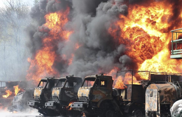 Theo ông Alexander Khodakovsky, chỉ huy Tiểu đoàn phía Đông của Cộng hòa Nhân dân Donetsk (thân Nga) cho biết, lực lượng dân quân của Donetsk đang dần tiếp cận Pavlovka và sự kháng cự của quân Ukraine là tuyệt vọng. Tuy nhiên việc có thể chiếm được làng Pavlovka, sẽ tốn thêm nhiều thời gian.