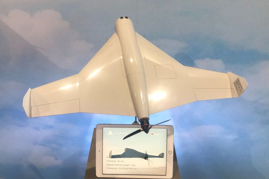 Kết quả là xác suất tìm - diệt mục tiêu của UAV Lancet tương đối thấp, thành tích cũng rất kém. Đặc biệt khi phương Tây cắt đứt hoàn toàn phụ tùng điện tử, những UAV tự sát lảng vảng Kube của Nga gần như “biến mất”, sản lượng của UAV Lancet cũng sụt giảm mạnh.