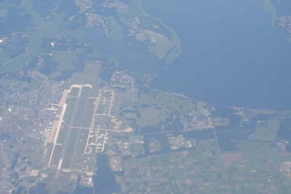 Căn cứ Misawa cũng đóng vai trò là trụ sở của Phi đoàn tiêm kích số 35, một thành phần chủ chốt của lực lượng Không quân Thái Bình Dương (PACAF) của Không quân Mỹ. Phi đoàn này cung cấp lực lượng sẵn sàng chiến đấu để hỗ trợ các lợi ích của Mỹ và đồng minh trên khắp Thái Bình Dương và xa hơn nữa.