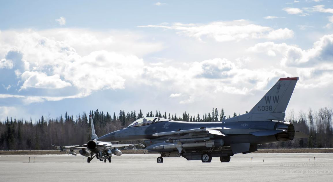 Ngày nay, Misawa vẫn là một phần quan trọng trong sự hiện diện của Không quân Mỹ tại Thái Bình Dương. Nơi đây hiện đang là nơi đóng quân của một phi đội F-16 Fighting Falcons, tiếp tục thực hiện nhiều vai trò khác nhau, bao gồm chiến đấu không đối không, tấn công chính xác và trinh sát.