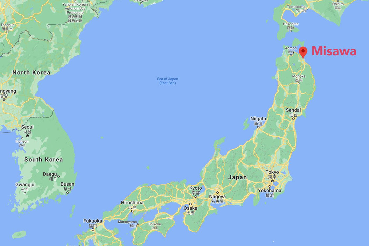 Vị trí địa lý của căn cứ này, chỉ cách Viễn Đông của Nga 819 km và gần các khu vực phòng không quan trọng của Trung Quốc, sẽ biến nơi này thành chốt chặn trong bất kỳ chiến lược nào của Mỹ, nhằm khẳng định sự thống trị trên không và duy trì sự ổn định trong khu vực, trước các cuộc xung đột. 