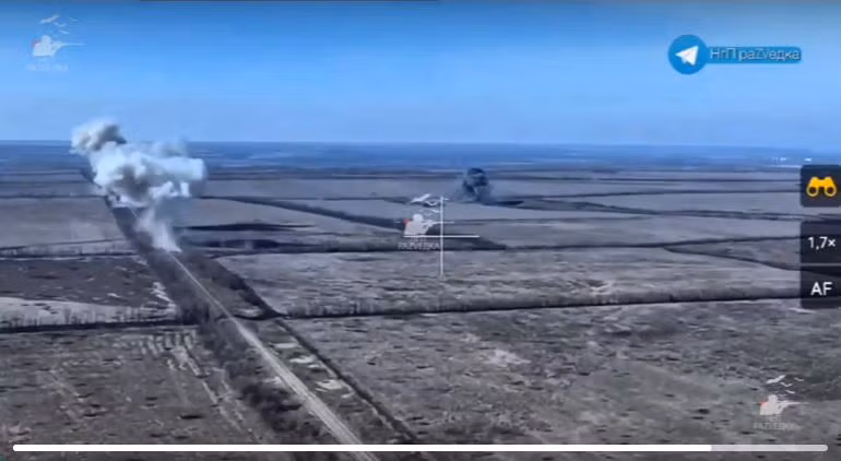 Việc Quân đội Nga tăng cường độ tấn công bằng vũ khí dẫn đường, gây thiệt hại đáng kể cho Ukraine. Theo ghi nhận của nhà báo và blogger Yury Podolyaka, tổn thất của Ukraine gần Avdiivka có thể được đánh giá bằng số lượng cáo phó ngày càng tăng từ khu vực này (Nguồn ảnh: Topwar, Sputnik, CNN).