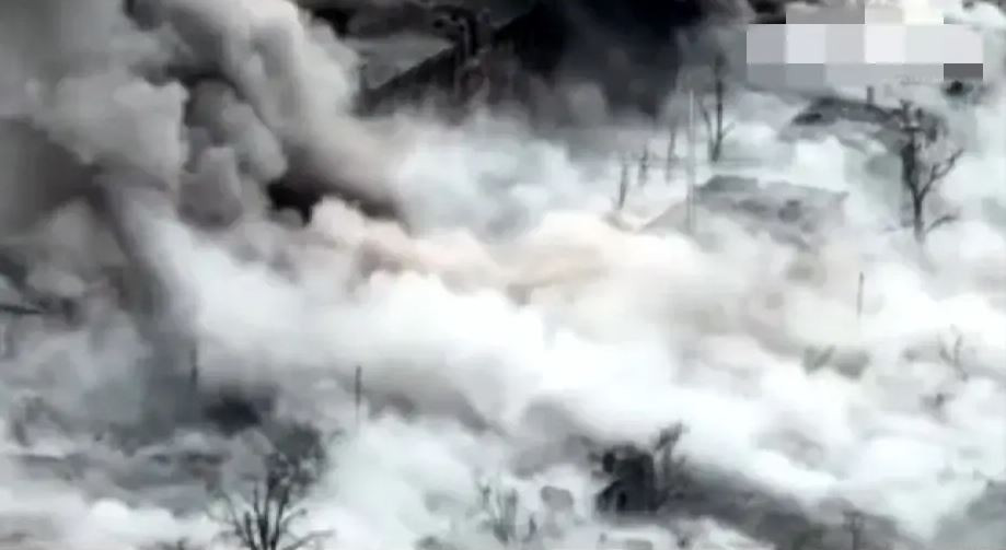 Vào ngày 21/7, một đoạn video do UAV trinh sát của Trung đoàn bộ binh cơ giới 272 thuộc Sư đoàn 47 của quay, nhanh chóng làn truyền trên Internet, tiết lộ một loạt hoạt động tấnQuân đội Nga công chính xác, do Lực lượng Không quân chiến thuật Nga thực hiện ở phía đông tỉnh Kharkov.