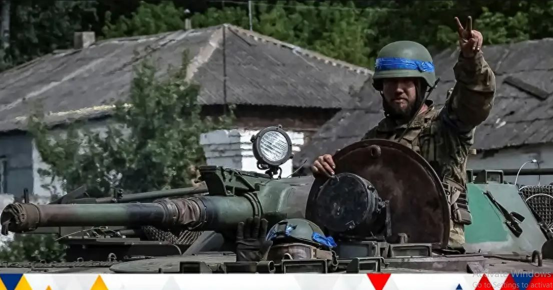 Tất nhiên, nếu Kiev coi đây là một chiêu tuyên truyền chính trị, thì vấn đề không nghiêm trọng; và ít nhất, họ có thể rút quân nếu tình hình trở nên xấu. Nếu Kiev thực sự muốn giữ lãnh thổ Nga, kết quả có thể “dẫn đến sự chấm dứt sức mạnh quân sự của Ukraine”. Suy cho cùng, ngày càng nhiều nhà phân tích cho rằng, đây có thể là cái bẫy do Moscow giăng ra, nhằm kiềm chế và tìm cơ hội loại bỏ Quân đội Ukraine.