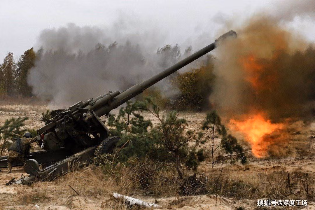 Trong những ngày gần đây, quân đội Ukraine thường xuyên tiến hành các cuộc tập kích bằng hỏa lực vào hậu phương của Nga, gây ra một số lượng lớn thương vong, đồng thời cũng gián tiếp làm giảm tinh thần tiếp tục tấn công của quân đội Nga.