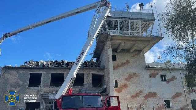 Cái khó của Ukraine khi muốn sở hữu tiêm kích F-16 - Hình 5 Cai kho cua Ukraine khi muon so huu tiem kich F-16-Hinh-5