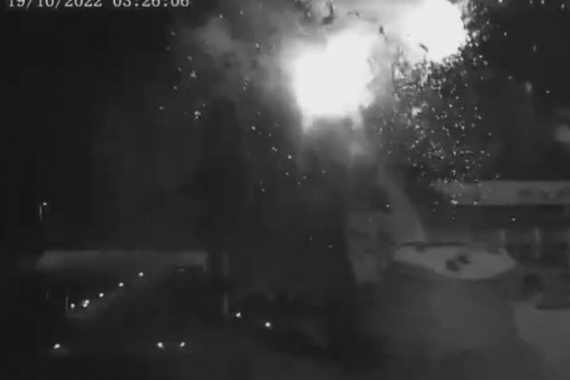 Qua phân tích các đoạn video của người dân đưa lên mạng xã hội cho thấy, trong số các UAV của Nga tham gia tấn công, có thể phát hiện bằng mắt thường nhiều UAV vào ban đêm, khi phát ra ánh sáng. Điều này không loại trừ khả năng nhiều UAV tham gia cuộc tập kích, có nhiệm vụ đánh lạc hướng sự chú ý của các hệ thống phòng không Ukraine.