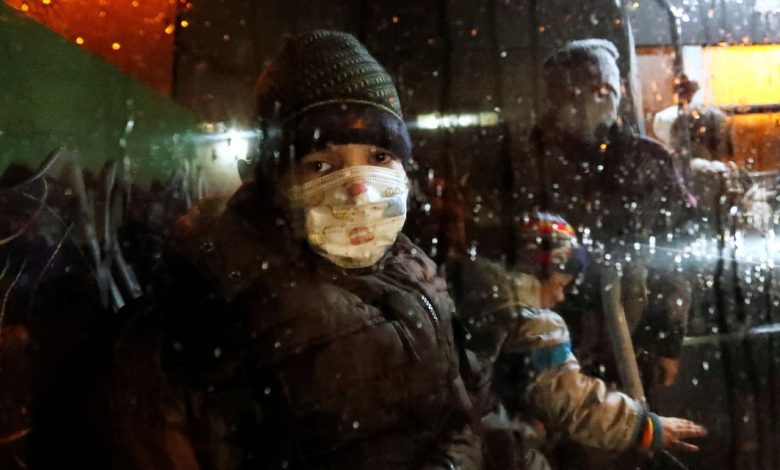 Hiện tại, việc sơ tán cư dân của DPR đang diễn ra với tốc độ cao nhất. Đại diện của Bộ Các tình trạng khẩn cấp của DPR tuyên bố rằng, quá trình sơ tán sẽ kéo dài suốt ngày đêm, cho đến khi đảm bảo an toàn cho tất cả các loại công dân dễ bị tổn thương. 