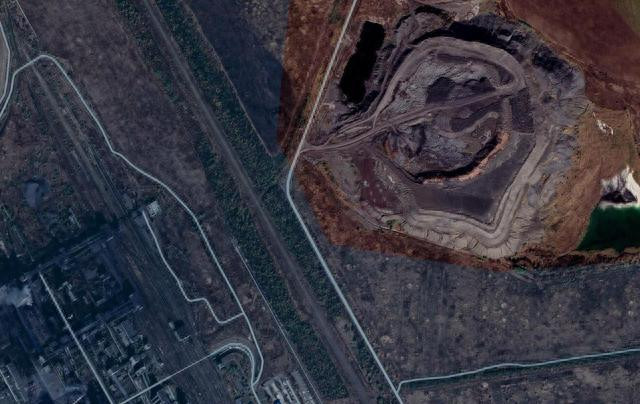 Sau đó, các cuộc tấn công chính xác của lực lượng biệt kích nhỏ sẽ được quân Nga sử dụng, để thu hẹp khu vực kiểm soát của Ukraine. Sau khi quân Ukraine không thể hỗ trợ tuyến trước, lúc này quân Nga mới phát động một cuộc tấn công quy mô lớn, buộc quân Ukraine phải rút lui hoặc thậm chí phải đầu hàng. 