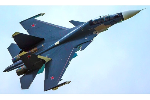 Kể từ năm 2013, các máy bay chiến đấu mới của Nga, bao gồm Su-34, Su-30SM và Su-35 đã được trang bị hệ thống tác chiến điện tử Khibiny và các phiên bản nâng cấp của hệ thống Khibiny và đây là thiết bị tác chiến điện tử chủ lực trên các chiến đấu cơ loại này. 