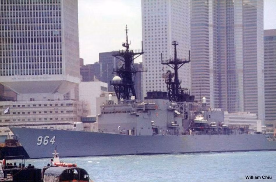 Hiện nay tàu đang neo đậu ở cảng Hueneme ở Nam California. Đây chính là con tàu cuối cùng thuộc lớp khu trục hạm chống ngầm Spruance, vẫn còn đang hoạt động trong lực lượng hải quân Mỹ đến tận ngày nay.