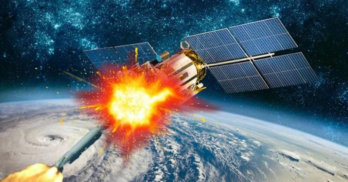 Còn chuyên gia Kashin, một nhà phân tích quốc phòng ở Moscow, cho biết, Nga có thể đáp trả phương Tây bằng cách tấn công máy bay không người lái của phương Tây, hoặc các vệ tinh do thám của Mỹ hoặc thậm chí tấn công các cơ sở ở nước ngoài của NATO. (Nguồn ảnh: CNN, Forbes, RIA Novosti).