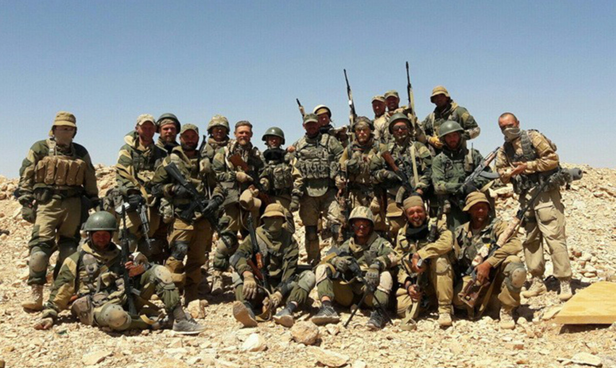 Tuy nhiên nhiều người gia nhập Wagner PMC vì lý do kinh tế và chính trị; ví dụ các cựu quân nhân đặc biệt của Quân đội quốc gia Afghanistan (chế độ cũ), được cố vấn Mỹ và NATO đào tạo; họ và gia đình của họ, là đối tượng săn lùng của Taliban. Gia nhập Wagner PMC, đồng nghĩa họ và gia đình có tấm vé hộ chiếu định cư lâu dài tại Nga. 