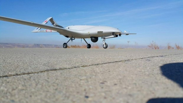 Nhưng theo các chuyên gia, Quân đội Ukraine có thể dùng UAV để thu thập thông tin về việc triển khai quân đội LPR và DPR; đồng thời quan sát, sửa bắn cho pháo binh Ukraine. Đặc biệt liên quan đến những ngày qua, phía Ukraine đã đưa đến khu vực Miền Đông số lượng lớn pháo hạng nặng 152mm 2A65 Msta-B.