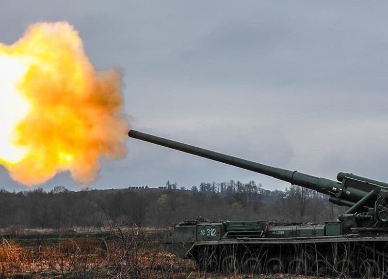 Thứ hai, tùy theo lượng đạn bắn ra, sớm muộn gì pháo binh Nga cũng sẽ hết đạn. Với số lượng đạn mỗi ngày tiêu thụ khoảng 50.000 viên đạn pháo các cỡ, đã đạt tới giới hạn của nòng pháo; đặc biệt là các loại nòng pháo do Liên Xô chế tạo, mới nhất cũng đã hơn 30 năm. 