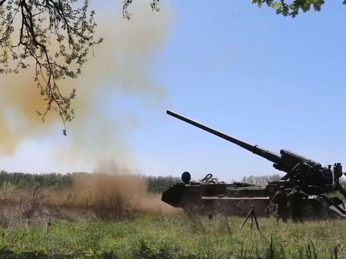 Điều này cho thấy Quân đội Nga đang có vấn đề về công tác bảo đảm hậu cần, kỹ thuật. Mặc dù quân đội Nga còn rất nhiều pháo trong kho, nhưng sẽ không để một “sát thủ lớn” như vậy "nổ nòng", trừ khi thực sự cần thiết.