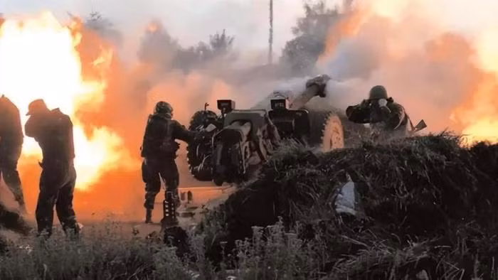 Nhưng dù vậy, tình hình ở Ukraine cuối cùng cũng rơi vào tình trạng như ngày nay. Để phân tích nguyên nhân đằng sau nó, chúng ta vẫn phải xem lại những thay đổi trong chiến lược phản công của Quân đội Ukraine và những quyết định phiêu lưu của họ trong hai năm qua.