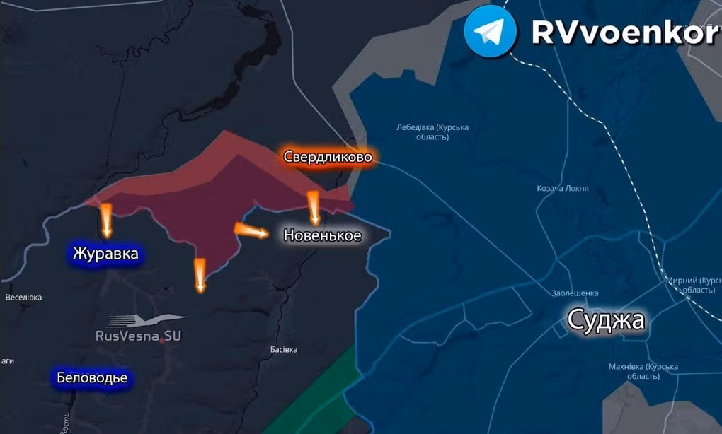 Trước đó vào ngày 19/2, RFAF tuyên bố đã vượt qua biên giới Nga-Ukraine tại khu vực giữa tỉnh Kursk của Nga và tỉnh Sumy của Ukraine. Cuộc tấn công của Nga đã xuyên thủng tuyến phòng thủ của Ukraine ở Sumy; tạo đầu cầu để bao vây quân Ukraine ở Kursk từ phía nam, ngay từ lãnh thổ Ukraine. Tạo thành gọng kìm với mặt trận phía Bắc.