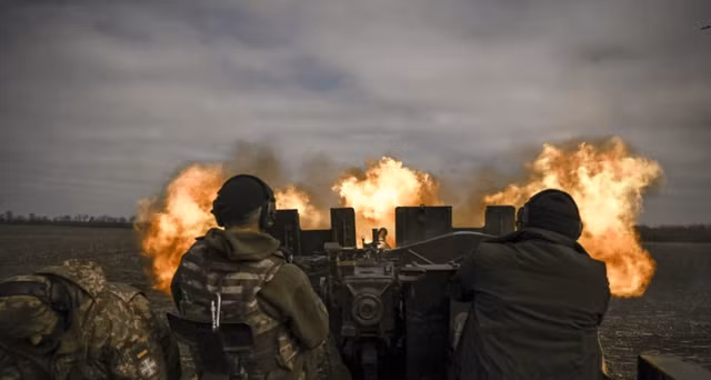 Đảm nhiệm phòng ngự khu vực này là Lữ đoàn bộ binh cơ giới 93, Lữ đoàn đổ bộ đường không 77, Lữ đoàn phòng thủ nội địa 124 và 127; đây cũng là những lực lượng chính của lực lượng phòng thủ Ukraine tại thành phố Bakhmut.