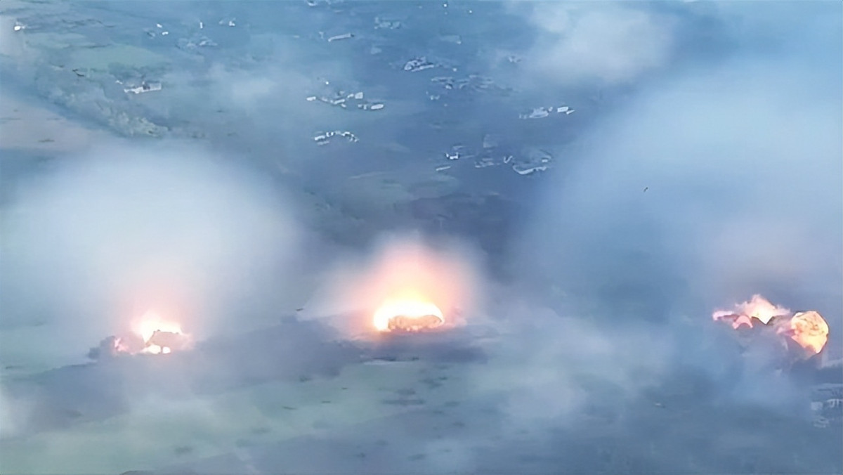 Dan vu khi Nga danh rieng de doi pho linh danh thue o Ukraine-Hinh-6