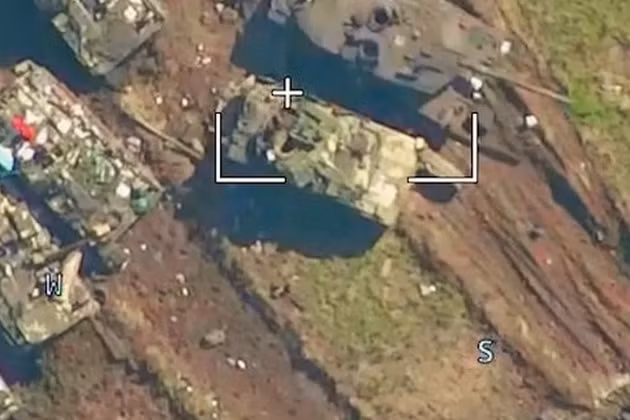 Tuy nhiên, việc Ukraine trông chờ chiến thắng thông qua vũ khí tiên tiến của phương Tây đã thất bại. Trên hướng Zaporozhye, ba lữ đoàn Ukraine theo “chuẩn NATO” đã mở cuộc tấn công dữ dội vào hướng quân đội Nga trong 10 giờ, nhưng họ đã bị thiệt hại nặng nề trước hỏa lực các loại của quân đội Nga.