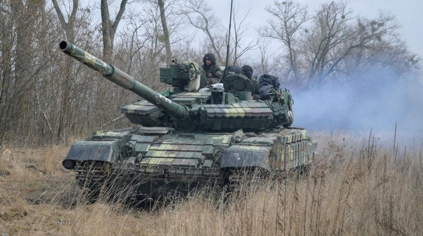 Trong tuần qua, ngoài hướng tấn công chính là Kyiv, Phương diện quân Đông của quân đội Nga còn dồn lực tiến công Mariupol, Phương diện quân Nam chiếm Kherson vào ngày 4/3 và Phương diện quân Đông Bắc ở Kharkov.