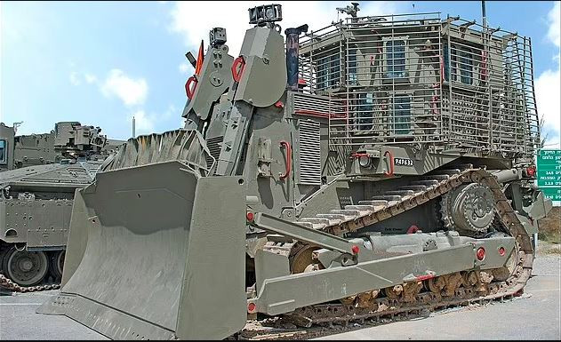 Trong điều kiện chiến đấu đô thị, với các đường hầm dày đặc, IDF sẽ sử dụng xe ủi bọc thép D9R, được mệnh danh là “Gấu bông”; đây được coi là chìa khóa cho một cuộc tấn công thành công của bộ binh Israel trong cuộc chiến đường phố và những đường hầm. 