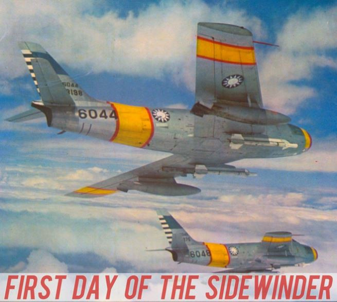 Điều trùng hợp ngẫu nhiên, đó là trận thực chiến đầu tiên của tên lửa AIM-9A (cũng là lần thực chiến đầu tiên của tên lửa không đối không trên thế giới), diễn ra giữa không quân của Vùng lãnh thổ Đài Loan và Không quân Trung Quốc trên vùng eo biển Đài Loan, sát bờ biển tỉnh Phúc Kiến. 