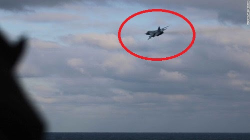 Đồng thời, máy bay chiến đấu của Nga thực sự chỉ bay sát vào tàu chiến Mỹ, làm các động tác tấn công giả, chứ không tấn công tàu chiến Mỹ, như được trình bày ở Lầu Năm Góc. Nga nhấn mạnh, các tàu Hải quân Mỹ xuất hiện ở biên giới Nga, với ý định “không thân thiện”.