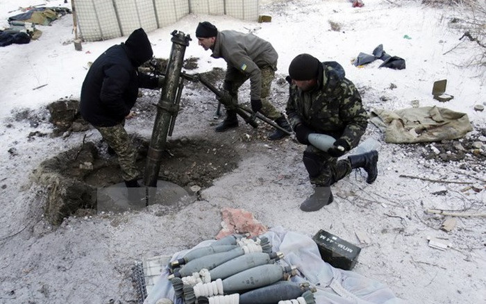 Ngoài ra, trên hướng làng Piski, quân đội Nga tràn ngập ngôi làng này và đạt được một số kết quả nhất định. Ở các hướng chiến lược khác, quân đội Nga đã áp dụng các đòn tấn công hỏa lực tầm xa, tiêu diệt một lượng lớn quân Ukraine.