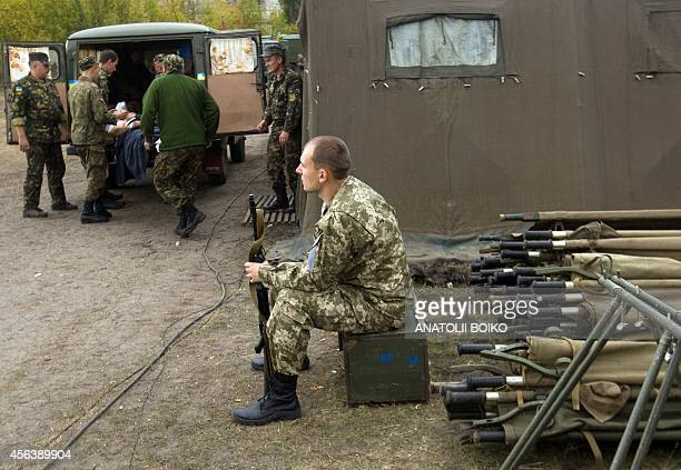 Còn theo các báo cáo chiến đấu của quân đội Nga, quân đội Ukraine đã chịu thương vong nặng nề tại khu vực Donbass, với sức ép từ của Lực lượng hàng không vũ trụ, tên lửa và pháo tầm xa, quân đội Nga.