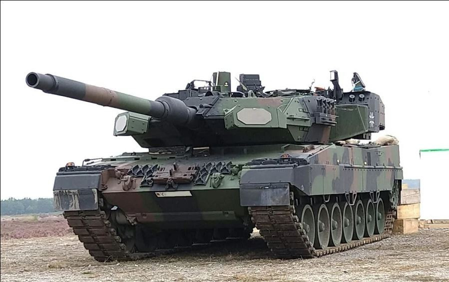 Mong muốn của Cộng hòa Séc mua Leopard 2A8, phiên bản xe tăng Đức được nâng cấp mới nhất; việc Hungary và Na Uy quyết định mua Leopard 2A7, cũng như việc Hy Lạp cũng đang có khả năng mua Leopard trang bị cho lực lượng xe tăng của họ. 