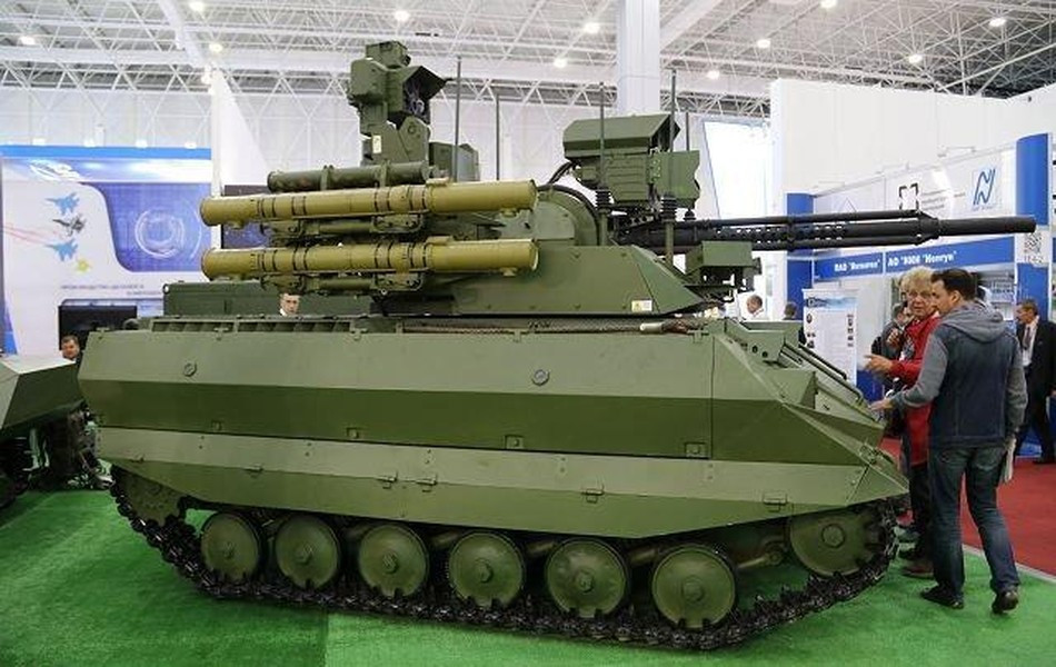 Đồng thời, Uran-9 cũng được trang bị nhiều loại vũ khí và cảm biến khác nhau, để nâng cao hiệu quả chiến đấu của các tiểu đội bộ binh và bảo vệ tối đa cho nhân sự. 