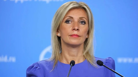 Người phát ngôn Bộ Ngoại giao Nga Zakharova đã chế giễu gay gắt: Ngày 15/2, “ngày mà hệ thống tuyên truyền chiến tranh của phương Tây thất bại sẽ đi vào lịch sử”. Truyền thông phương Tây từng “chỉ định ngày 16/2 là ngày Nga tấn công Ukraine” và hành động của Nga đã xóa tan tin đồn chiến tranh của Mỹ.