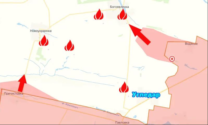 Nhưng tình hình đã thay đổi nhanh chóng, khi Quân đội Nga thay đổi chiến thuật, thay vì tấn công trực diện vào Ugledar, họ tiến hành bóc gỡ các cứ điểm xung quanh, được coi là các tuyến phòng ngự từ xa, từ đó tạo thế bao vây ba mặt. Đồng thời cắt đứt các tuyến tiếp tế hậu cần cho Ugledar.