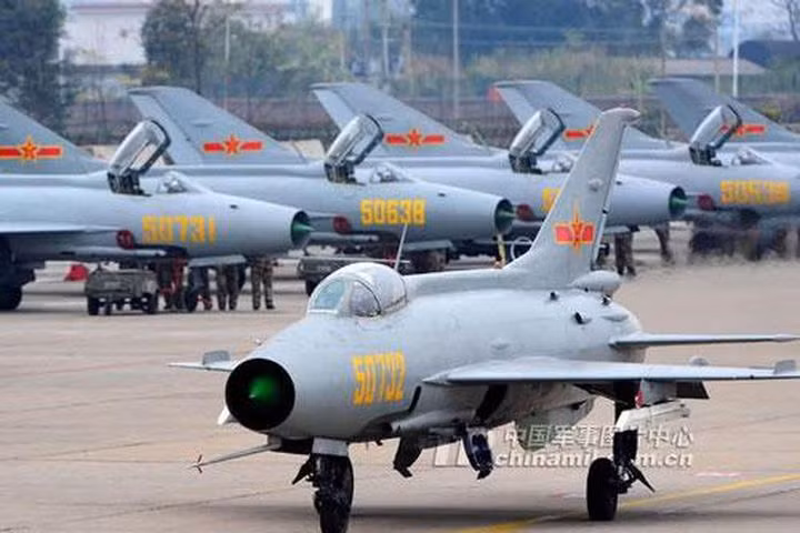 Khi đoàn đại biểu quốc phòng Trung Quốc về nước, họ mang về một số phụ tùng thay thế và bản vẽ thiết kế MiG-21. Với dữ liệu thiết kế có liên quan của MiG-21, Trung Quốc đã phát triển thành công máy bay chiến đấu J-7 trên cơ sở MiG-21.