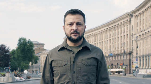 Trước đó, trên mạng xuất hiện thông tin dẫn nguồn từ Văn phòng Tổng thống Ukraine cho biết, Tổng thống Zelensky đã ra lệnh tái chiếm Kherson bằng bất cứ giá nào trước khi bắt đầu hội nghị thượng đỉnh G20, sẽ được tổ chức tại Indonesia vào ngày 15 và 16/11 tới tại Indonesia. 