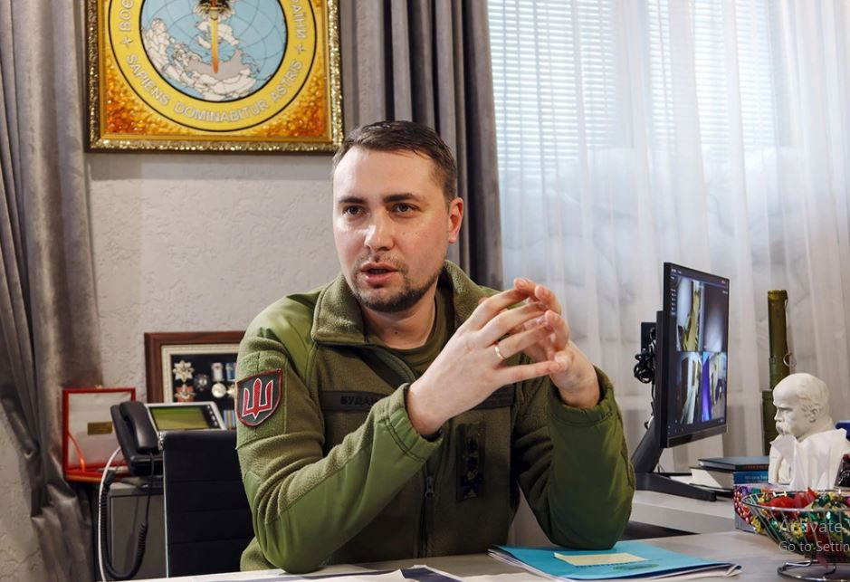 Tướng Kirilo Budanov, Giám đốc Tổng cục tình báo Bộ Quốc phòng Ukraine, vào ngày 9/1 cũng thừa nhận rằng, thời tiết ẩm ướt và lạnh giá sẽ khiến việc chiến đấu trở nên khó khăn hơn, đồng thời các phương tiện cơ giới bánh lốp sẽ gặp nhiều vấn đề hơn trong điều kiện thời tiết mưa.