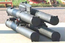 Tổ hợp tên lửa dẫn đường Hermes, do Cục thiết kế khí cụ KBP của Nga phát triển từ những năm của thập niên 1990. Tên lửa có thể được sử dụng các bệ phóng từ mặt đất, trên biển hoặc trên không. Ảnh: Rostec.